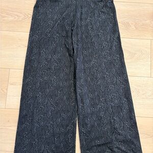Fabletics Charcoal Snakeskin Pattern Pants